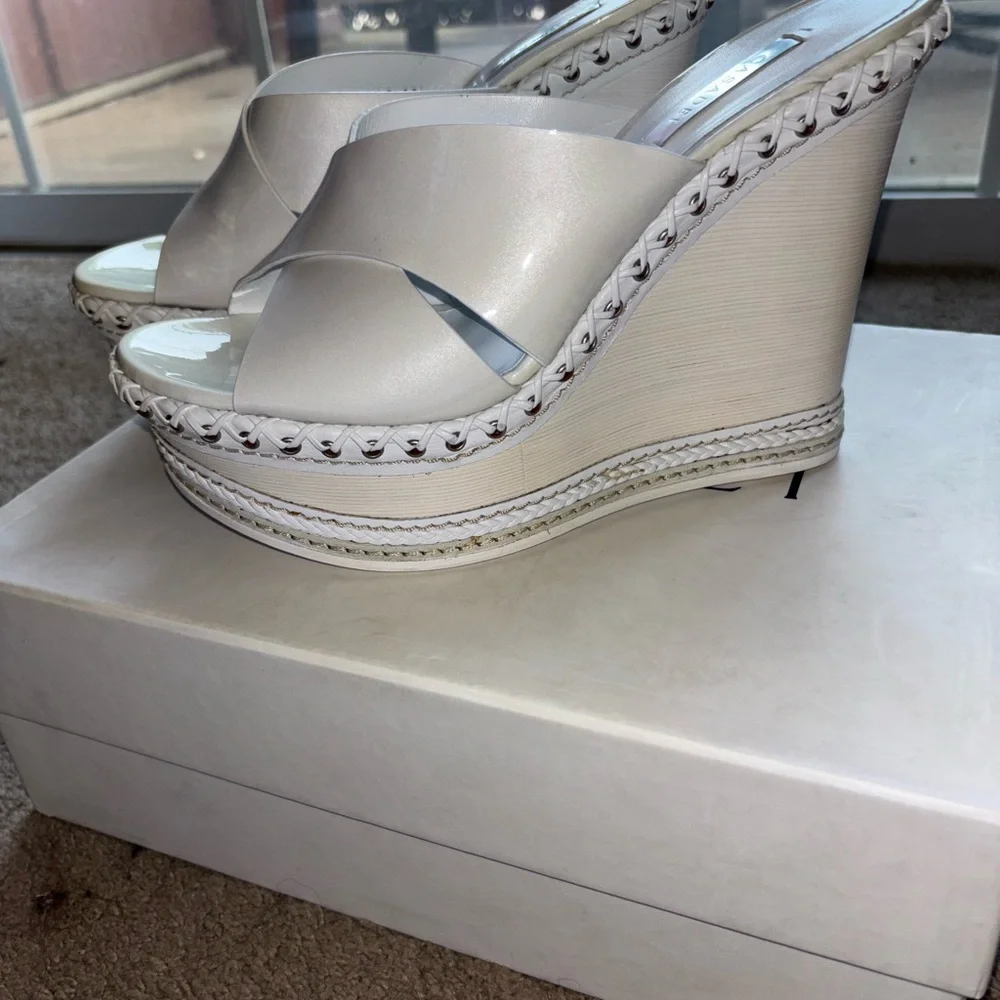 Casadei White Wedge Sandals in great condition! - Picture 3 of 14